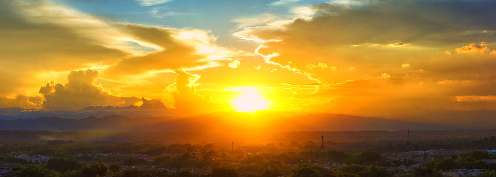 Atardecer vía a La Tebaida, Quindío